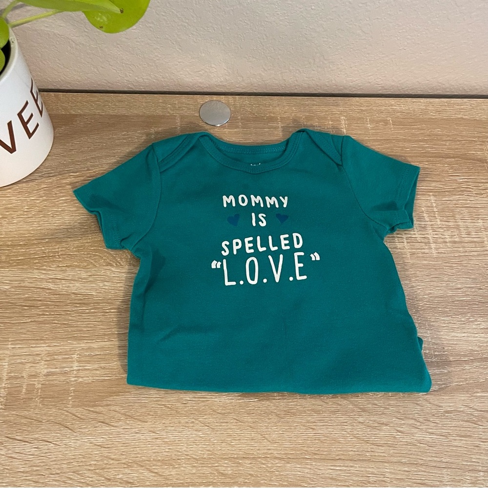 Green Mommy Onesie - Carters - 12 months